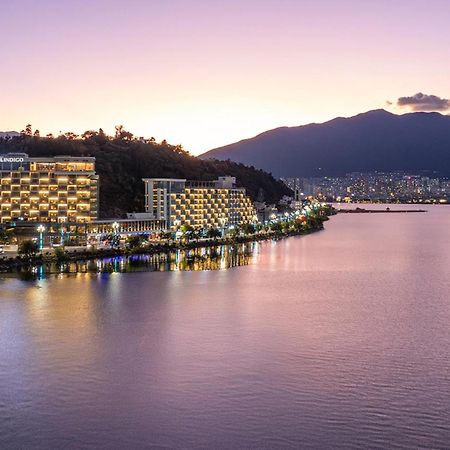 Hotel Indigo Dali Erhai, an IHG Hotel Bagian luar foto