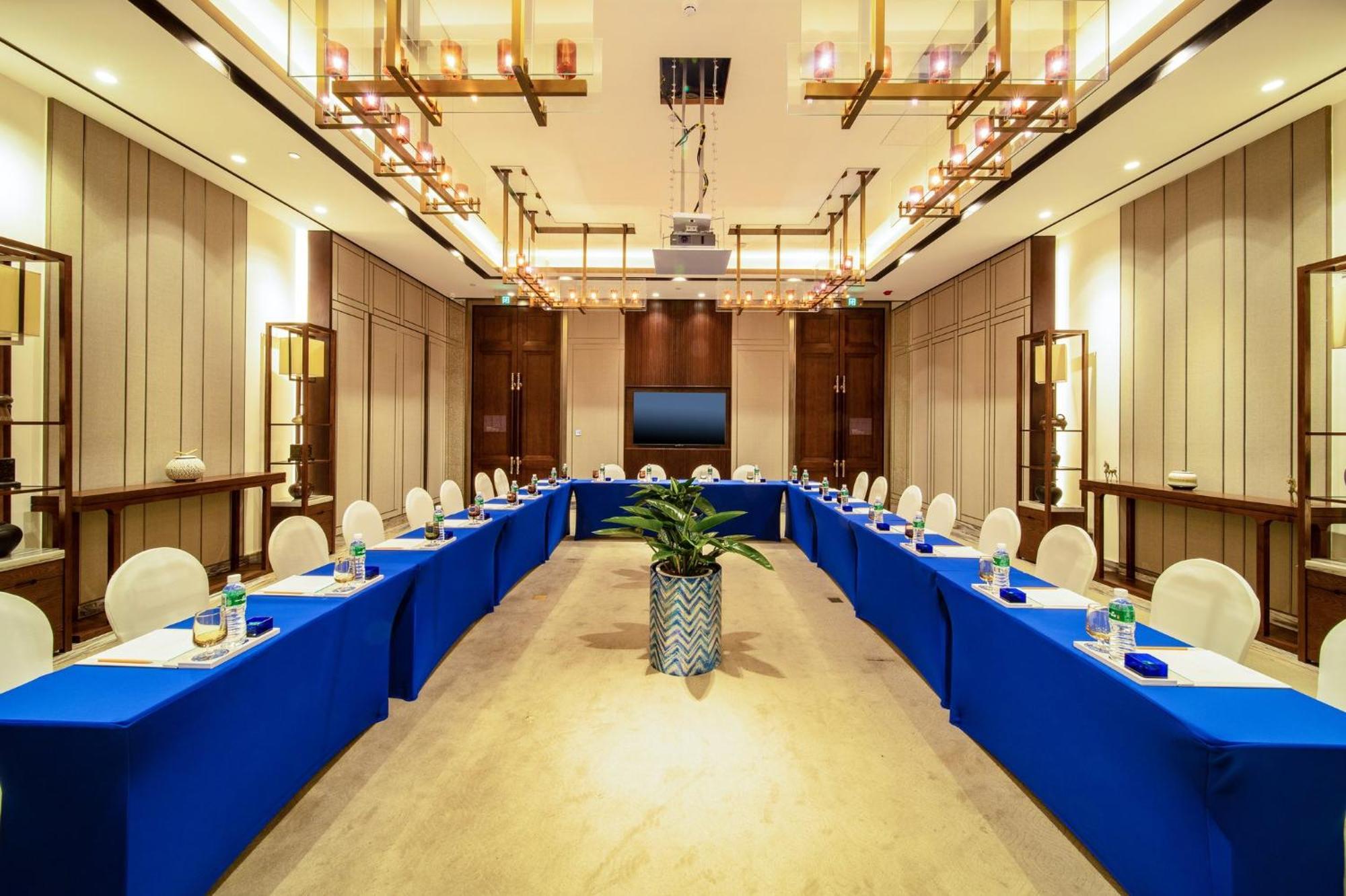 Hotel Indigo Dali Erhai, an IHG Hotel Bagian luar foto